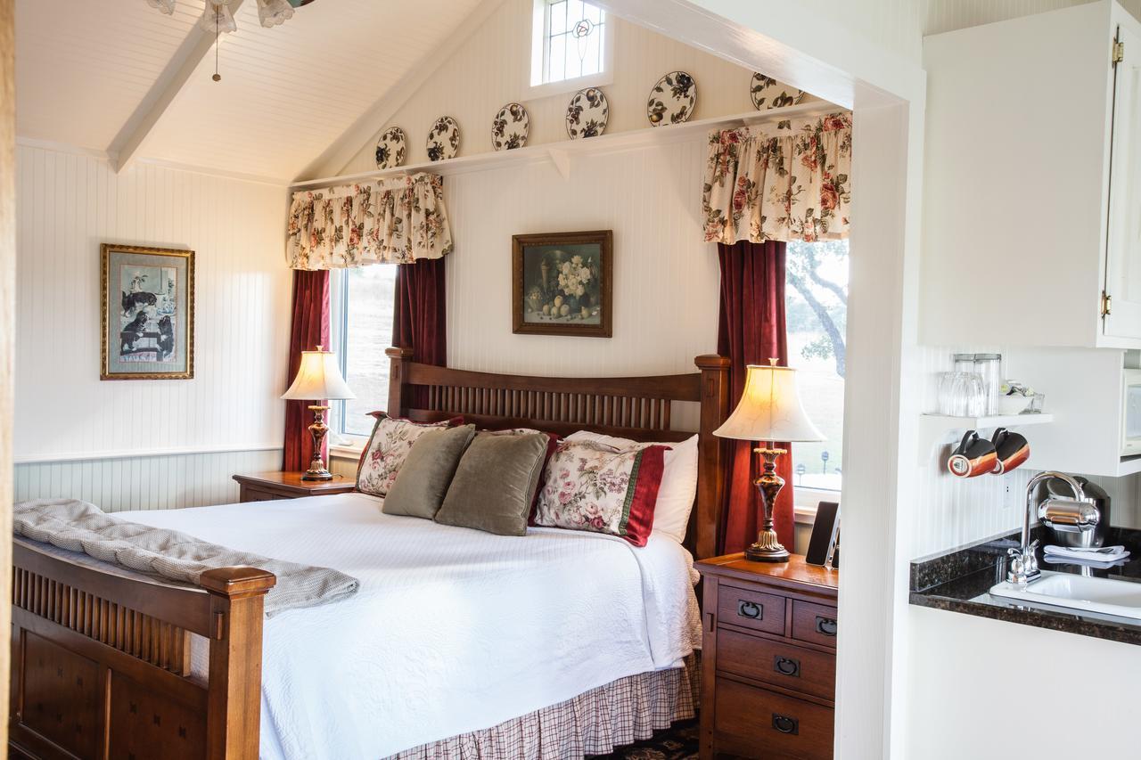 Rose Hill Retreat Aaa Four Diamond Inn Stonewall 외부 사진