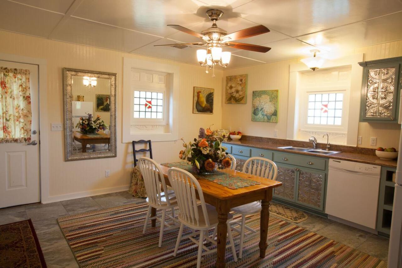 Rose Hill Retreat Aaa Four Diamond Inn Stonewall 외부 사진